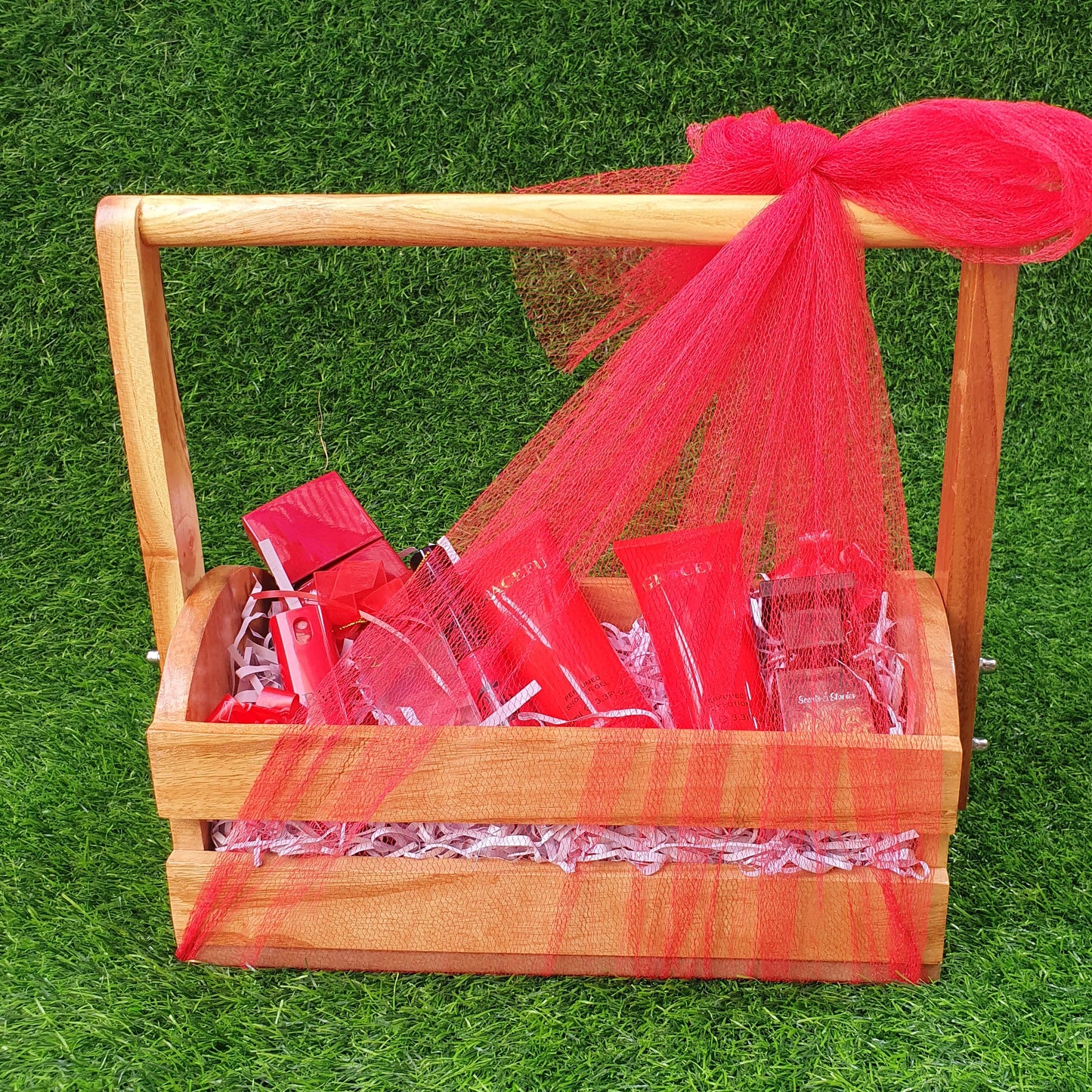 Wooden Gift Basket (D-4)