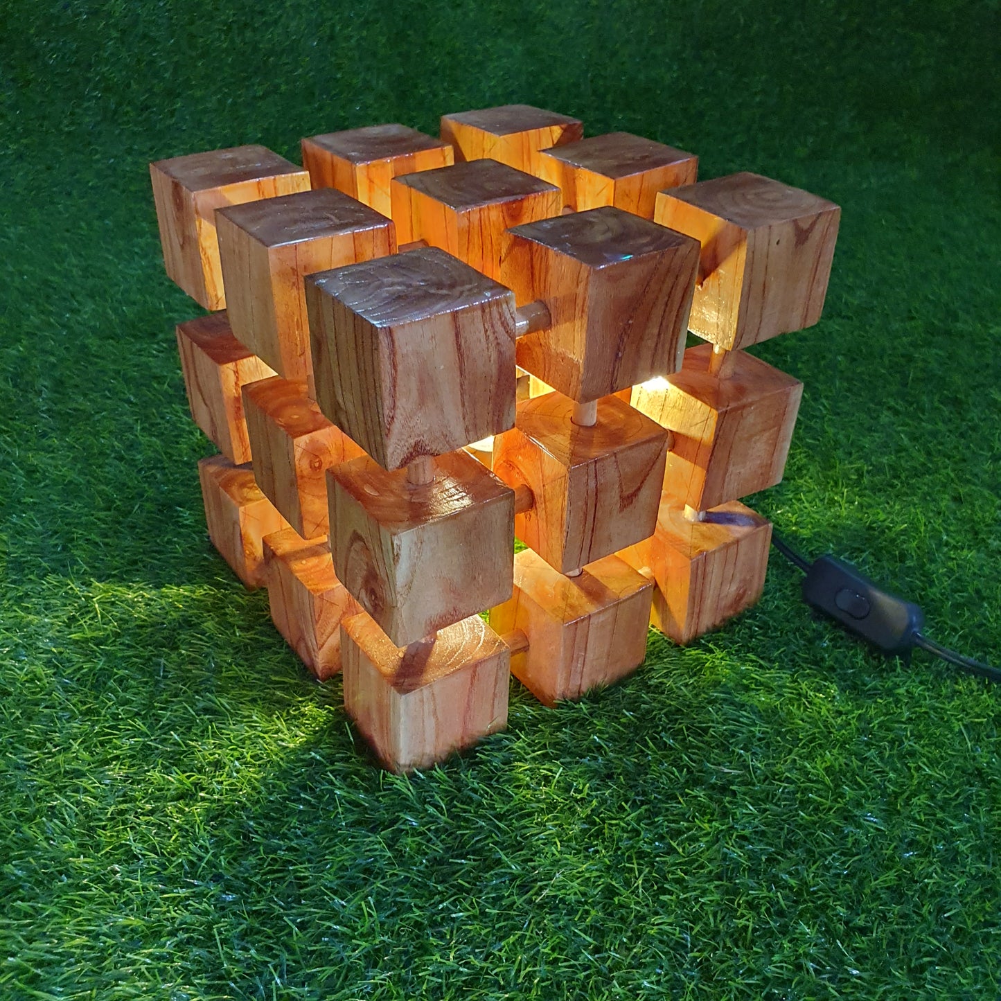 Wooden Cube Lamp