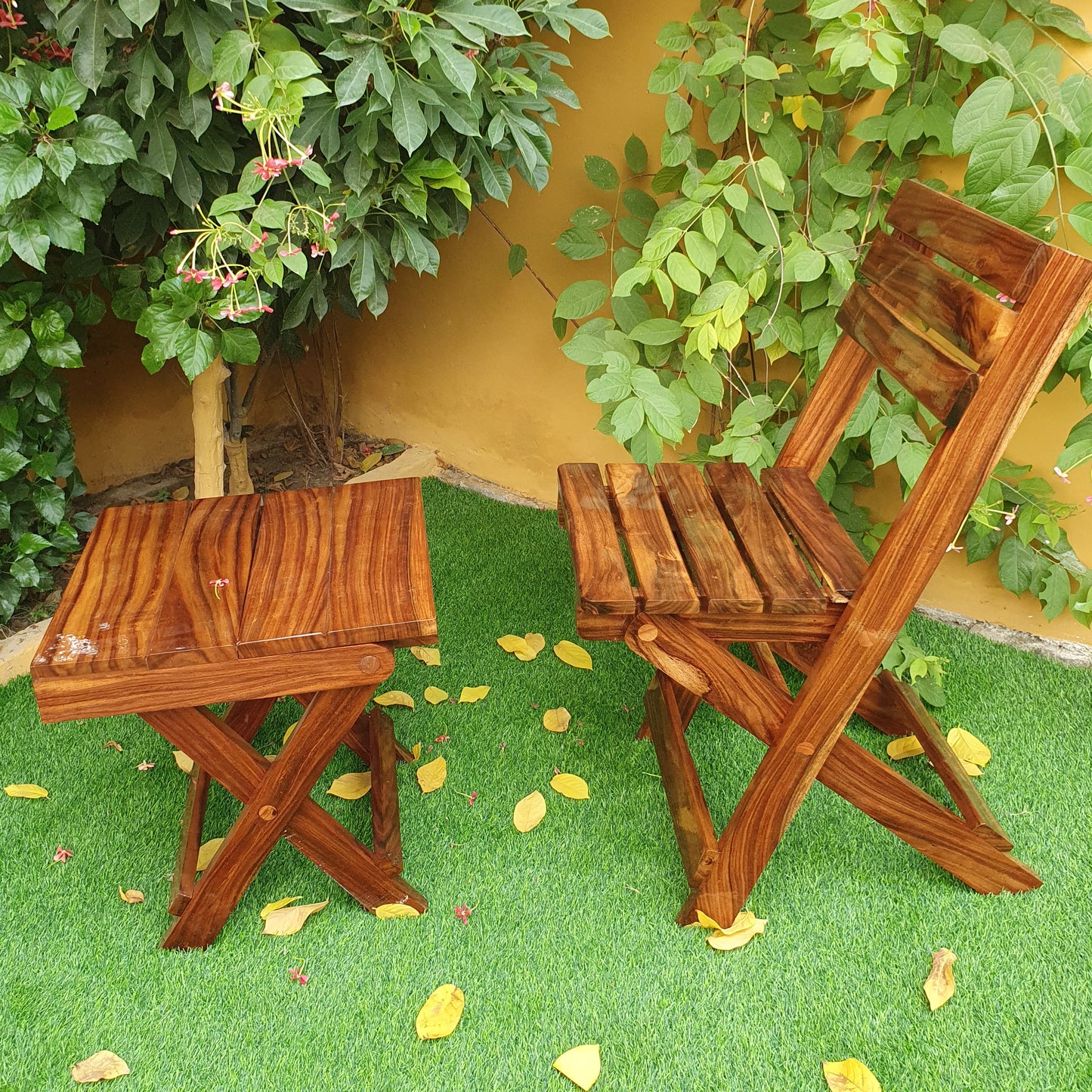 Wooden Folding Chair & Table