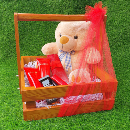 Wooden Gift Basket (D-1)