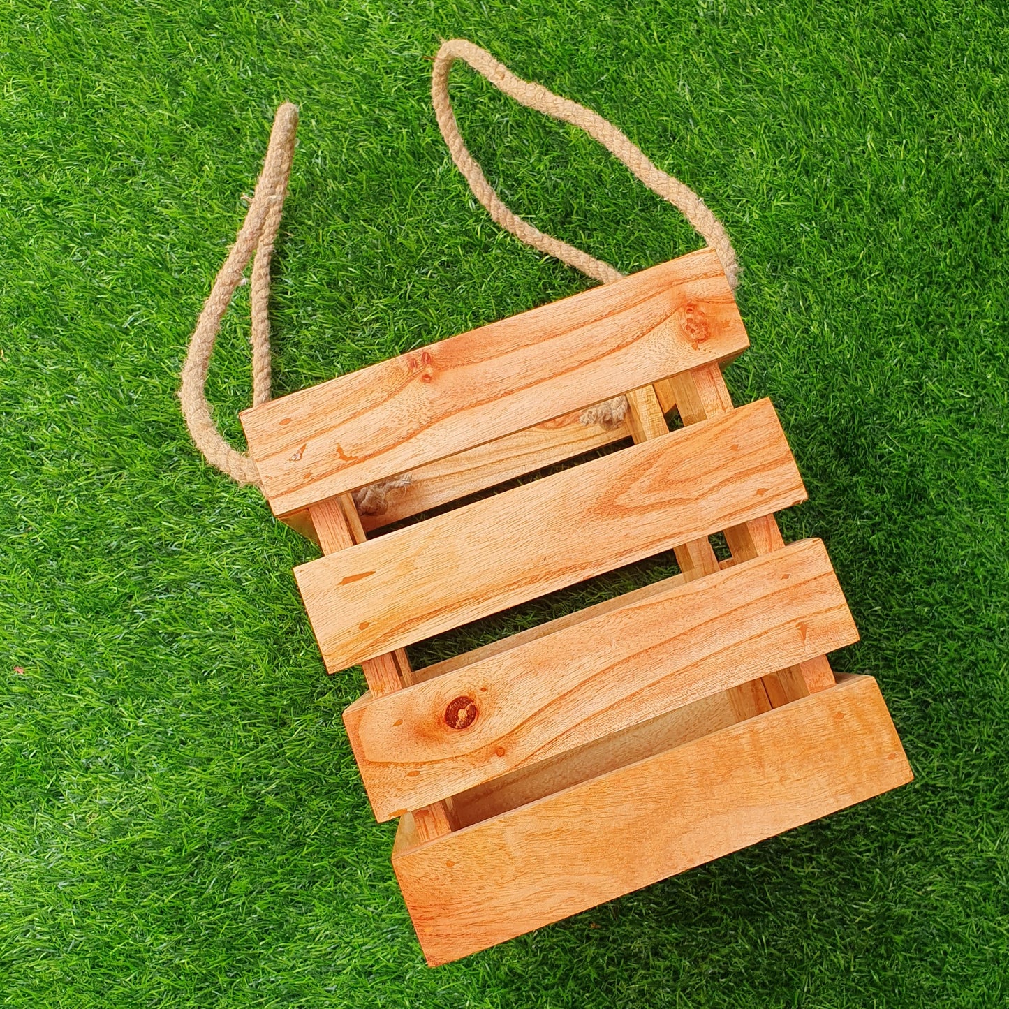 Wooden Gift Basket (D-3)