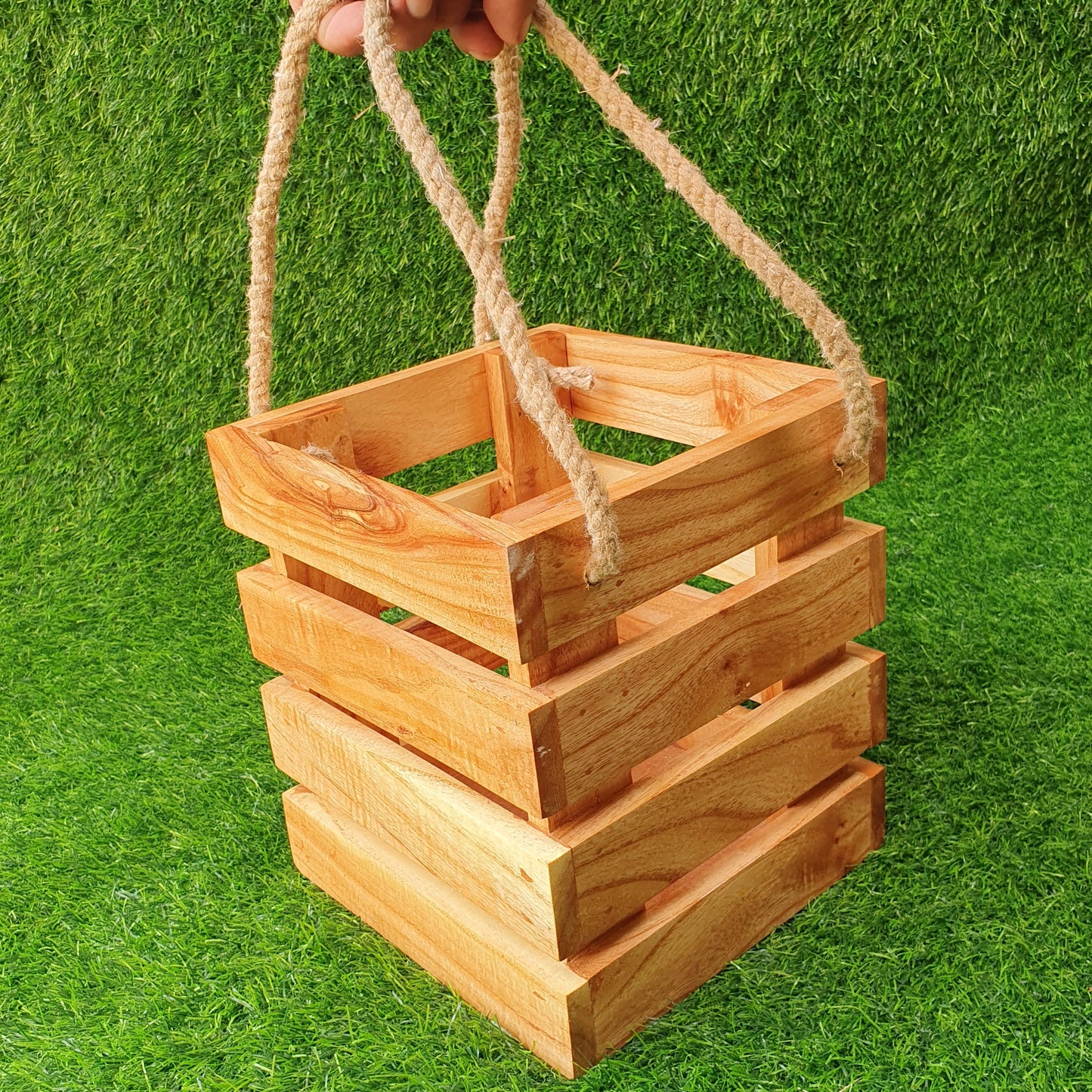 Wooden Gift Basket (D-3)